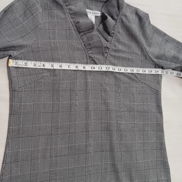 Gretchen Scott Wall Streeter Jersey Gray Ruffneck Size XL - Picture 8 of 11